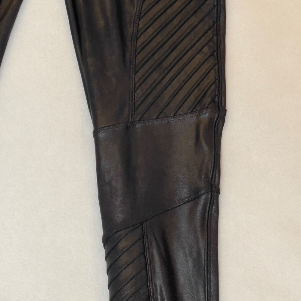 Spanx Faux Leather Moto Leggings Black High Waist Shaping Slimming Pants S/P - Picture 5 of 15